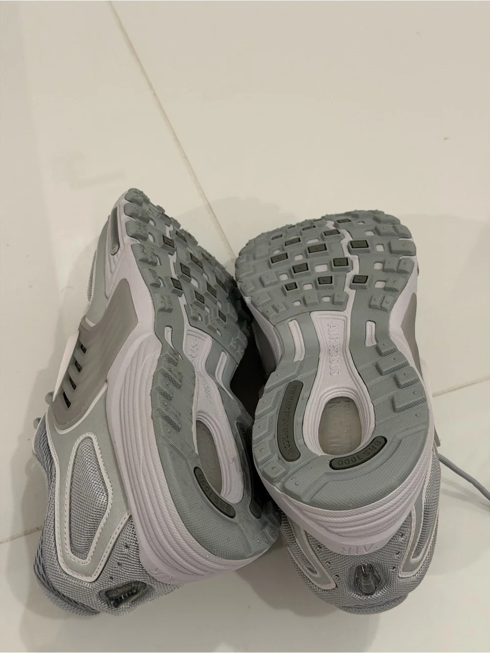 Nike Men’s Pegasus Gray Athletic Running Sneakers NEW